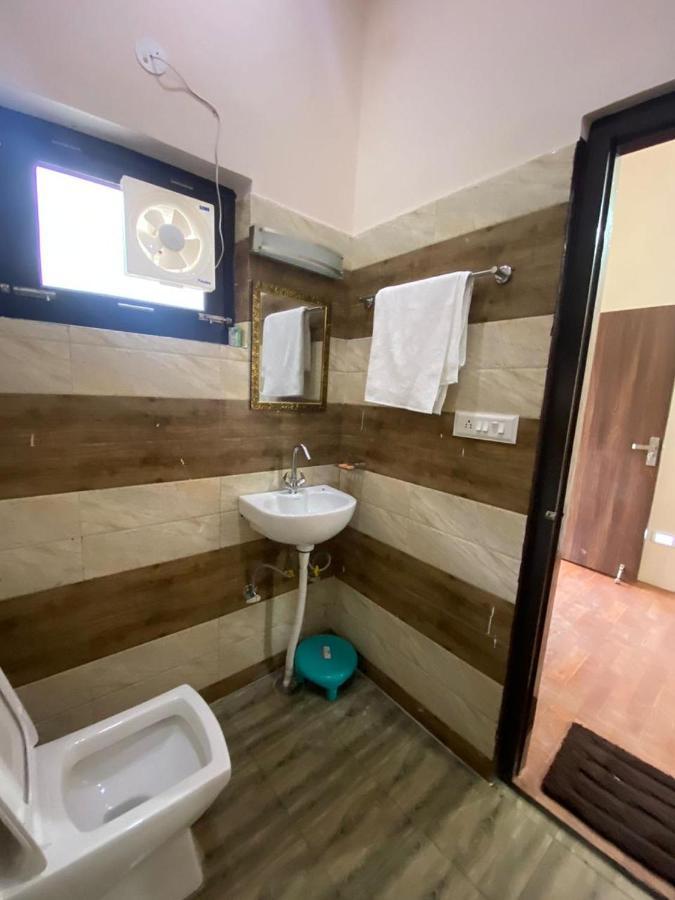 Chirag Homestay Kainchi Nainital Buitenkant foto